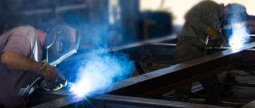 welding a oil rig mat